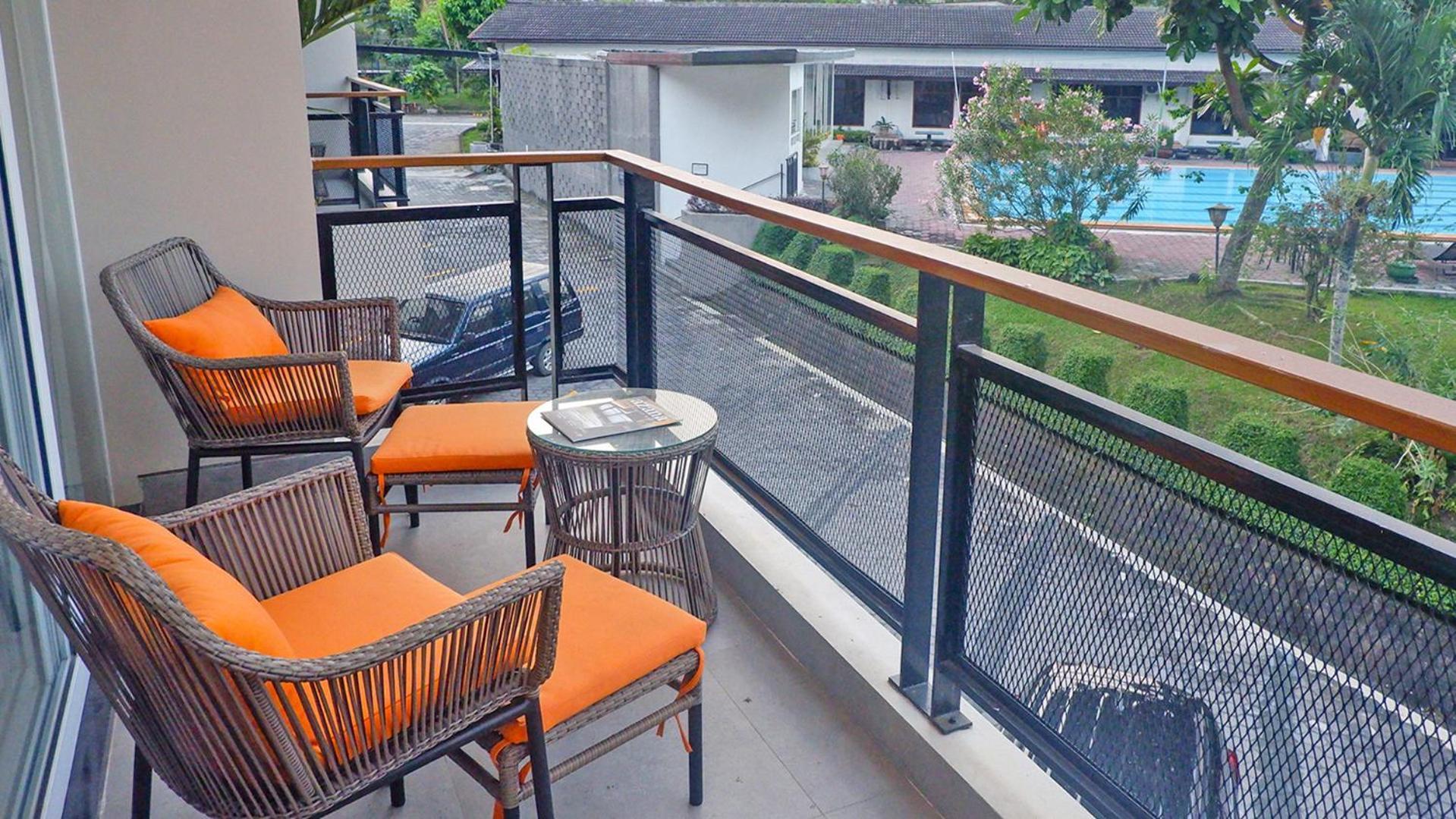 Front One Resort Magelang Esterno foto
