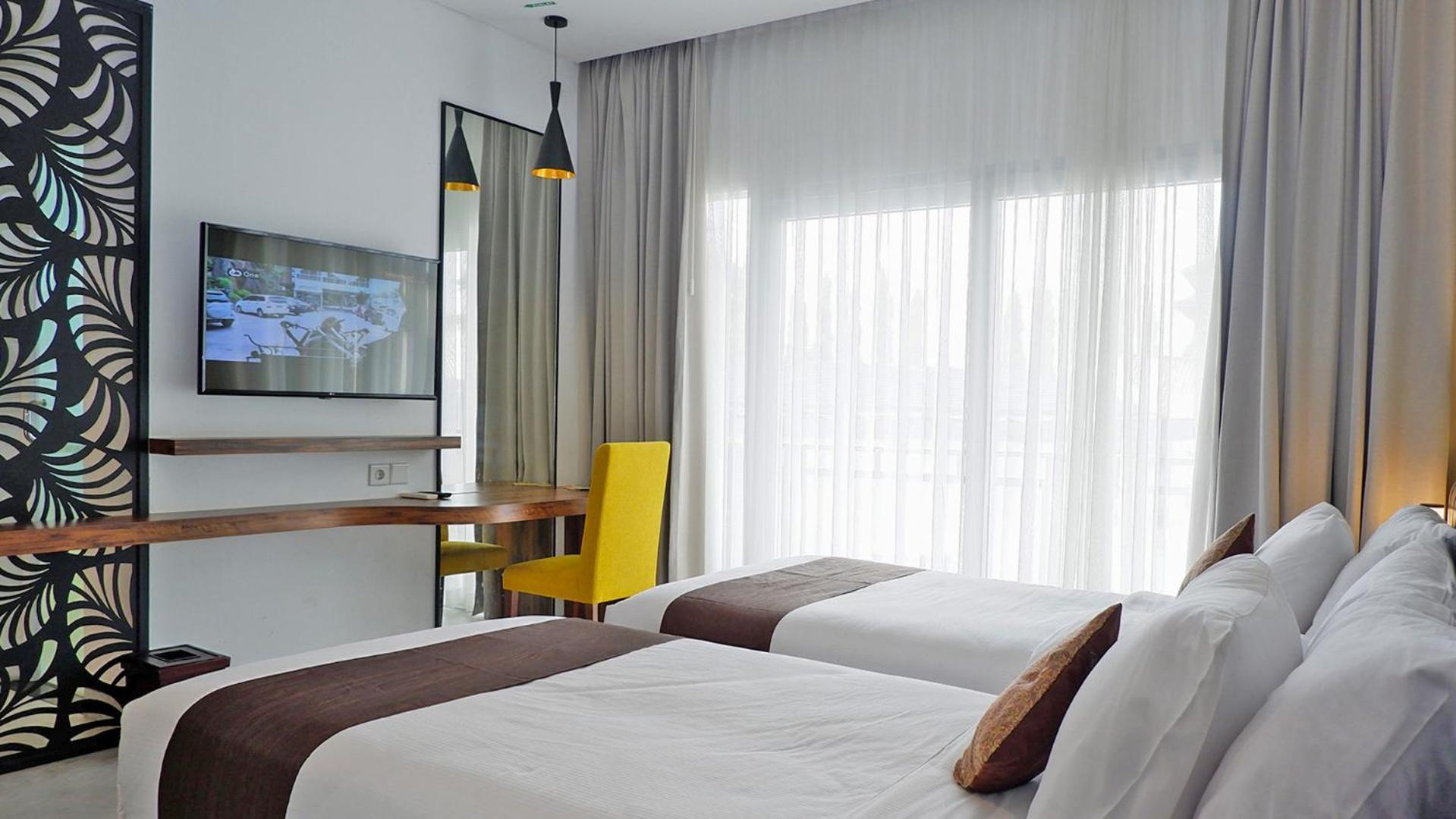 Front One Resort Magelang Esterno foto