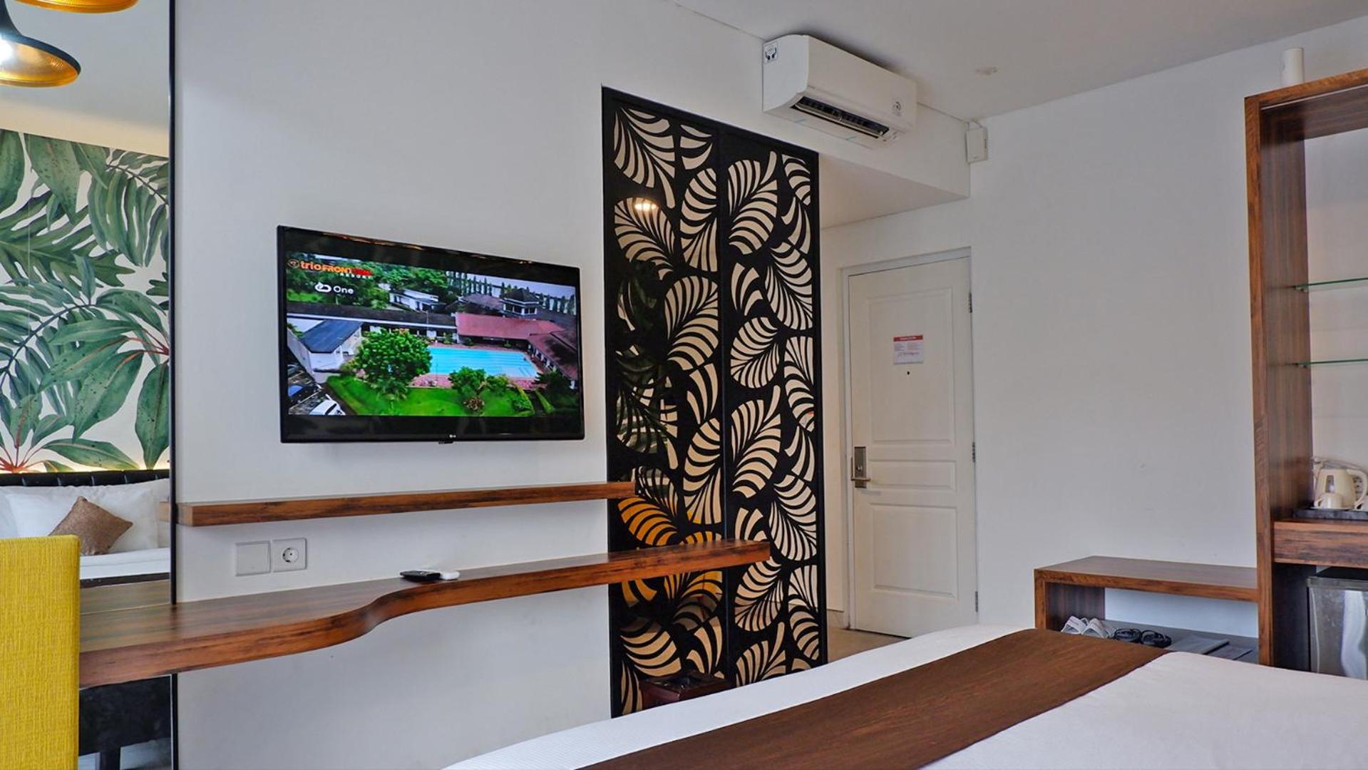 Front One Resort Magelang Esterno foto