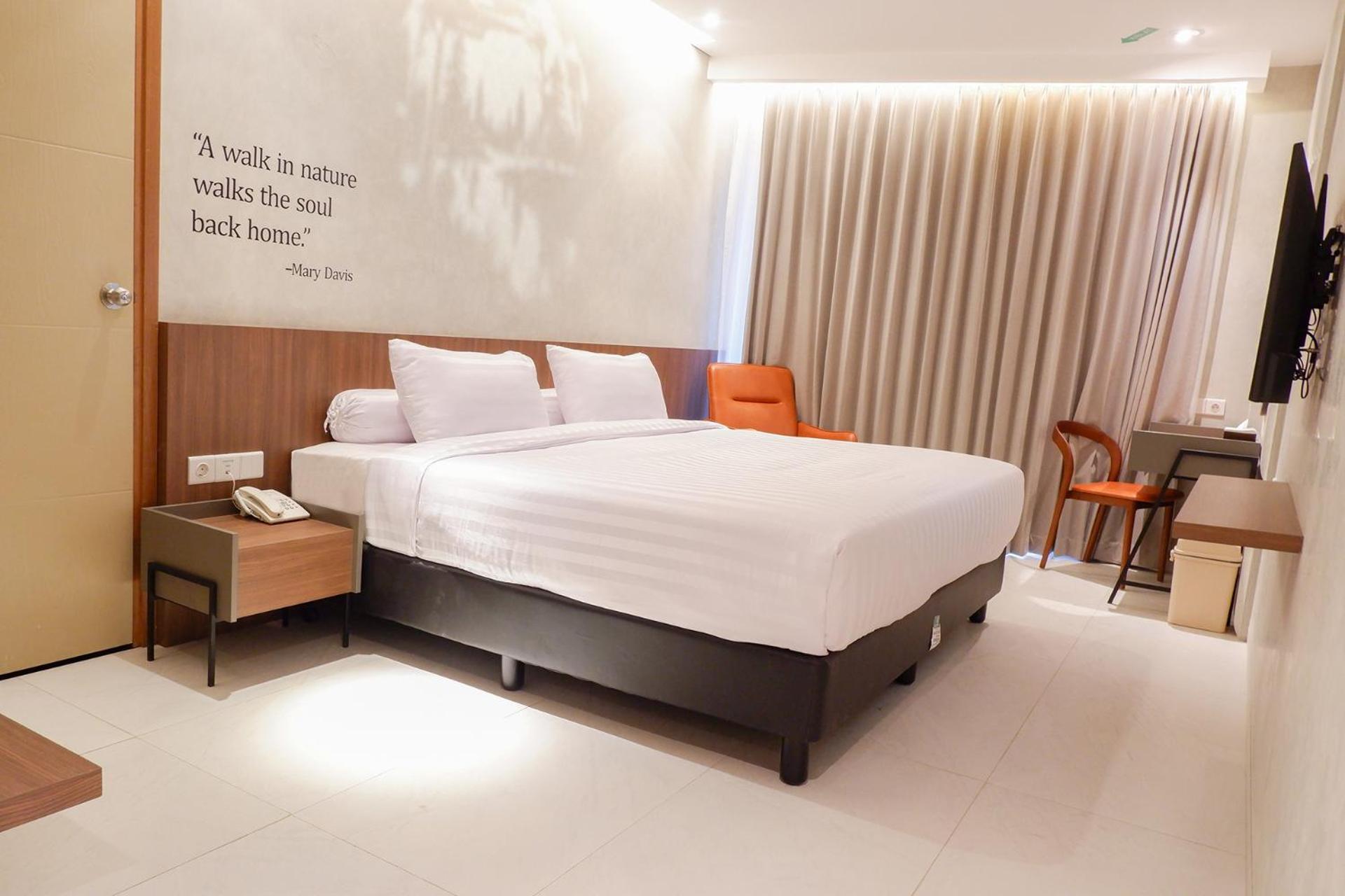 Front One Resort Magelang Esterno foto